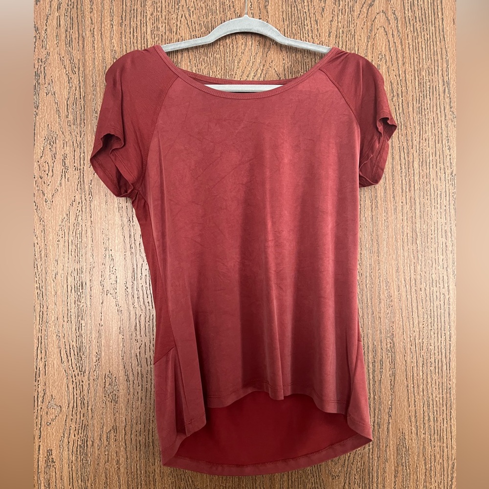 Cynthia Rowley Burgundy Short Sleeve Tee